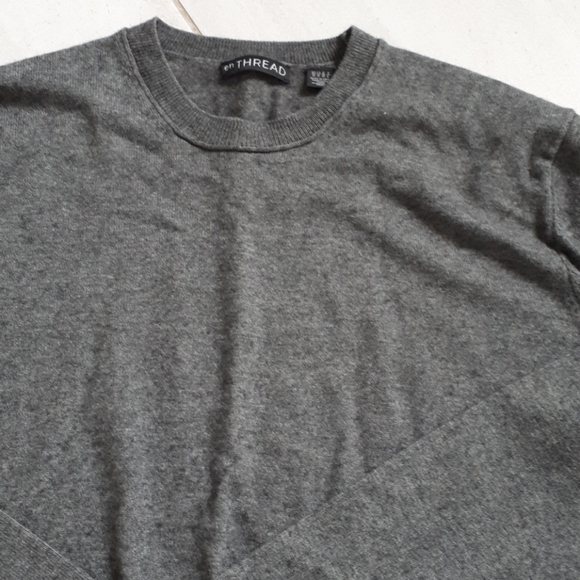 Sweater - Picture 4 of 5